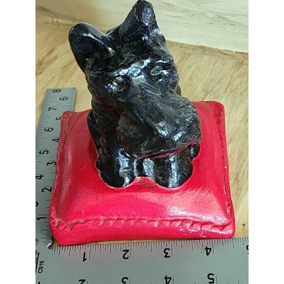 Vintage Dog On Pillow Chalkware Figurine Scottie Dog Black Scottish Terrier - Picture 5 of 12